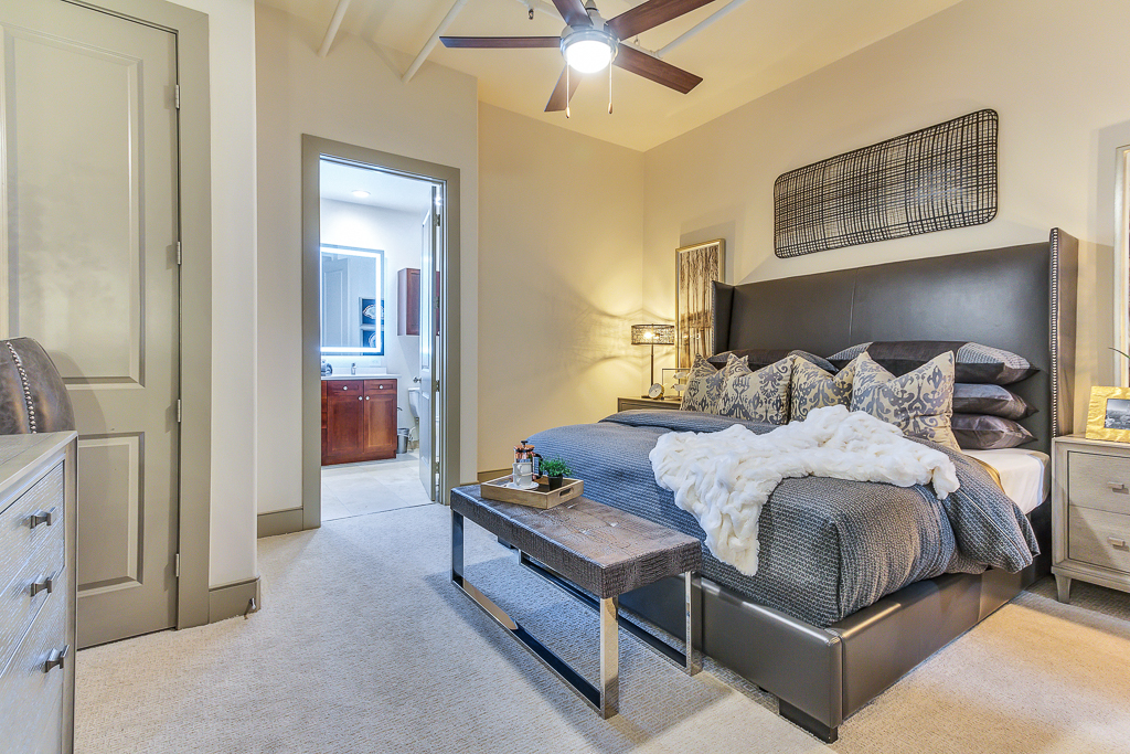 Apartments in Uptown Dallas The Ashton