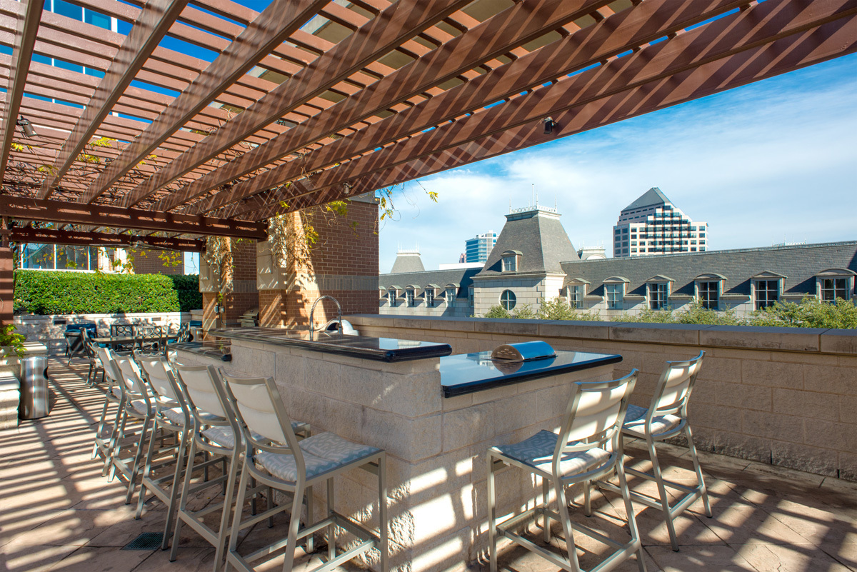 Apartments in Uptown Dallas The Ashton