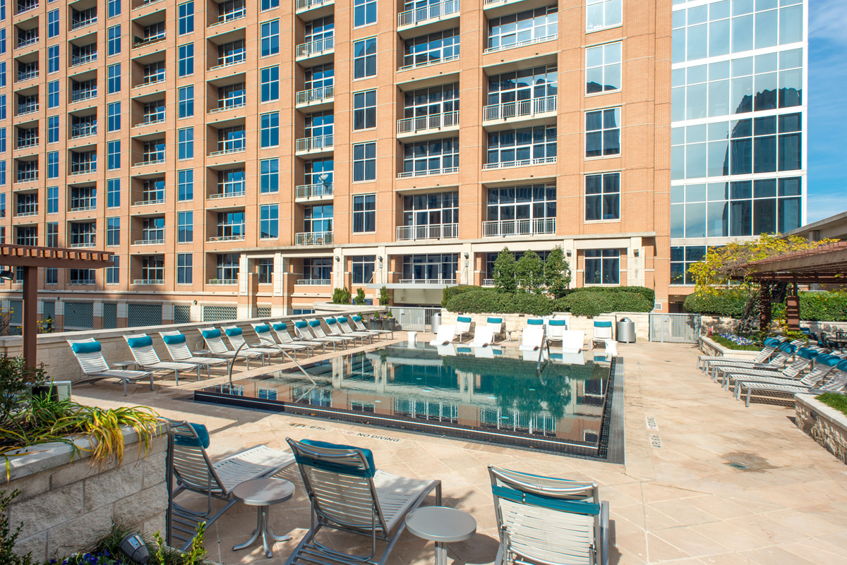 Apartments in Uptown Dallas The Ashton